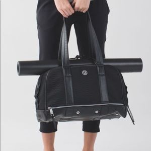 Lululemon Om for one gym bag